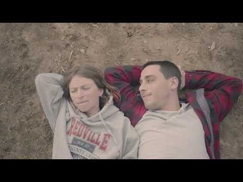 Preview image for the video "Moment | Mika Clumeck".