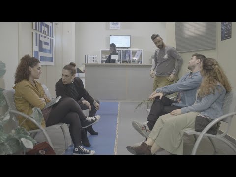 Preview image for the video "תור - רוני שפירה | In line - Roni Shpira".