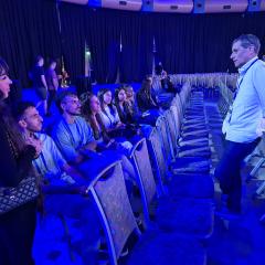 עם יואב לימור בכנס העיתונות