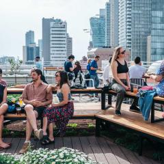 אברהם הוסטל תל אביב