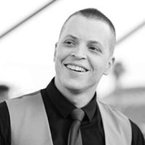 אביעד סקסטיין