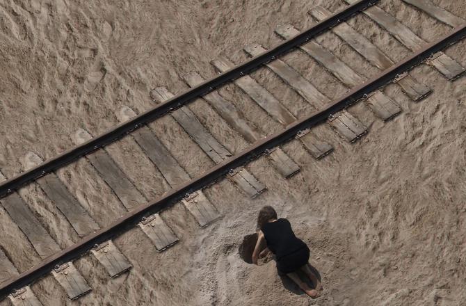 עדן אורבך עפרת | התחנה,  2009, וידאו ארט