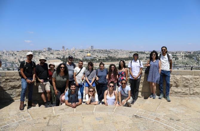 סטודנטים ישראלים ומרוקאים לקולנוע בסיור משותף בירושלים