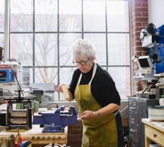 העסקה בגיל מבוגר