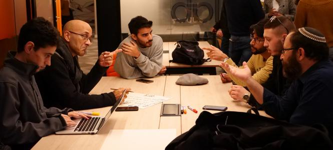 סטודנטים באקס לאב ח"י בספיר